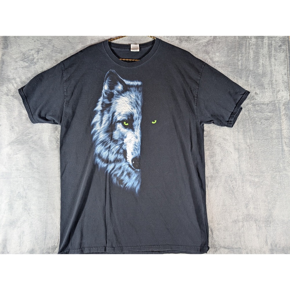 Fruit‎ of the Loom Men's XL Heavy HD Black Wolf Split Face Green Eye Graphic Tee